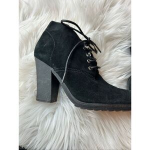 Michael Kors Suede Black High Heeled Elliot Boots Retailed $189 size 8 M suede